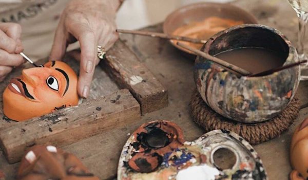 Artisans-&-Living-Heritage_p_bg